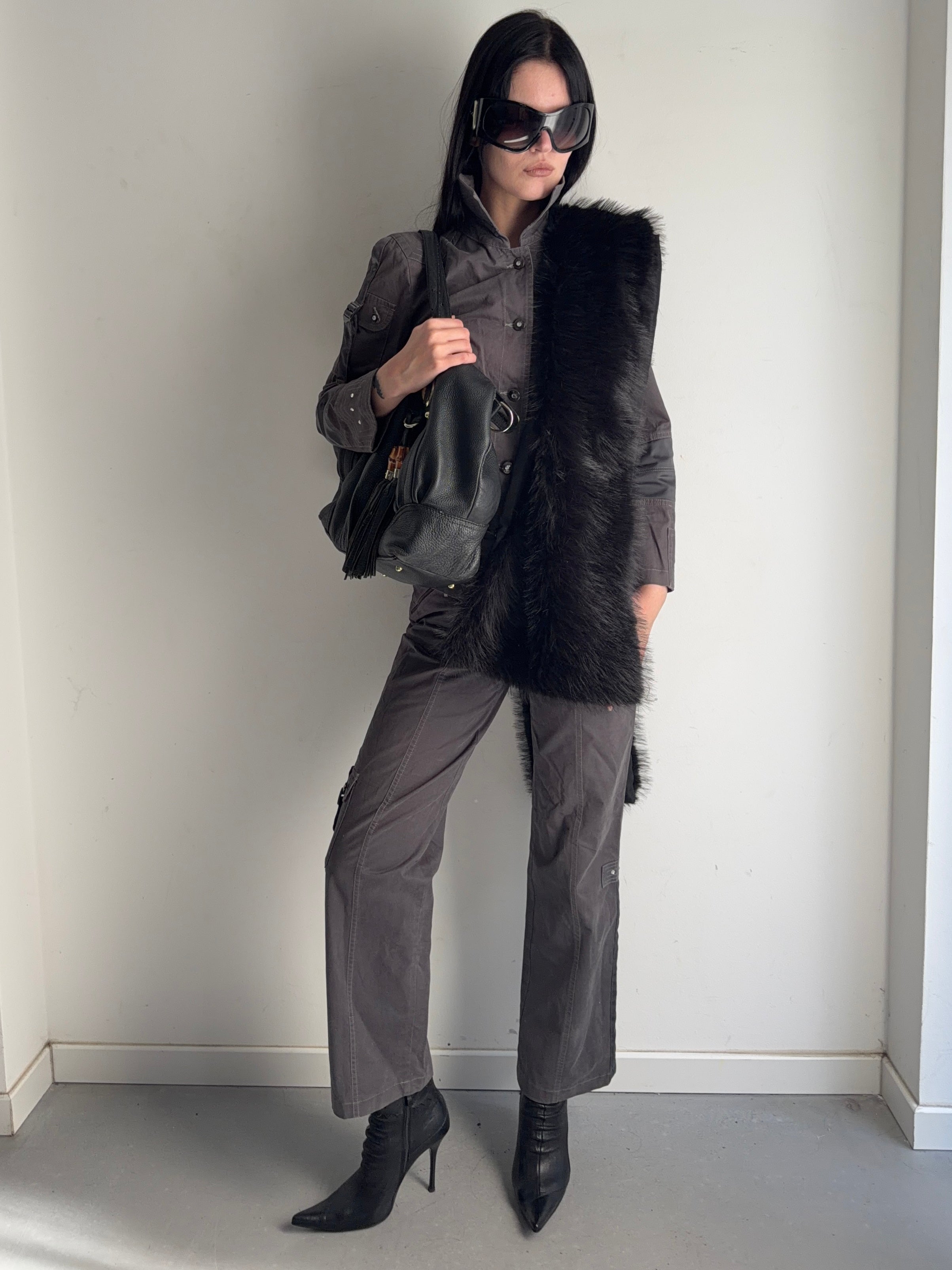 set( shirt and pants)