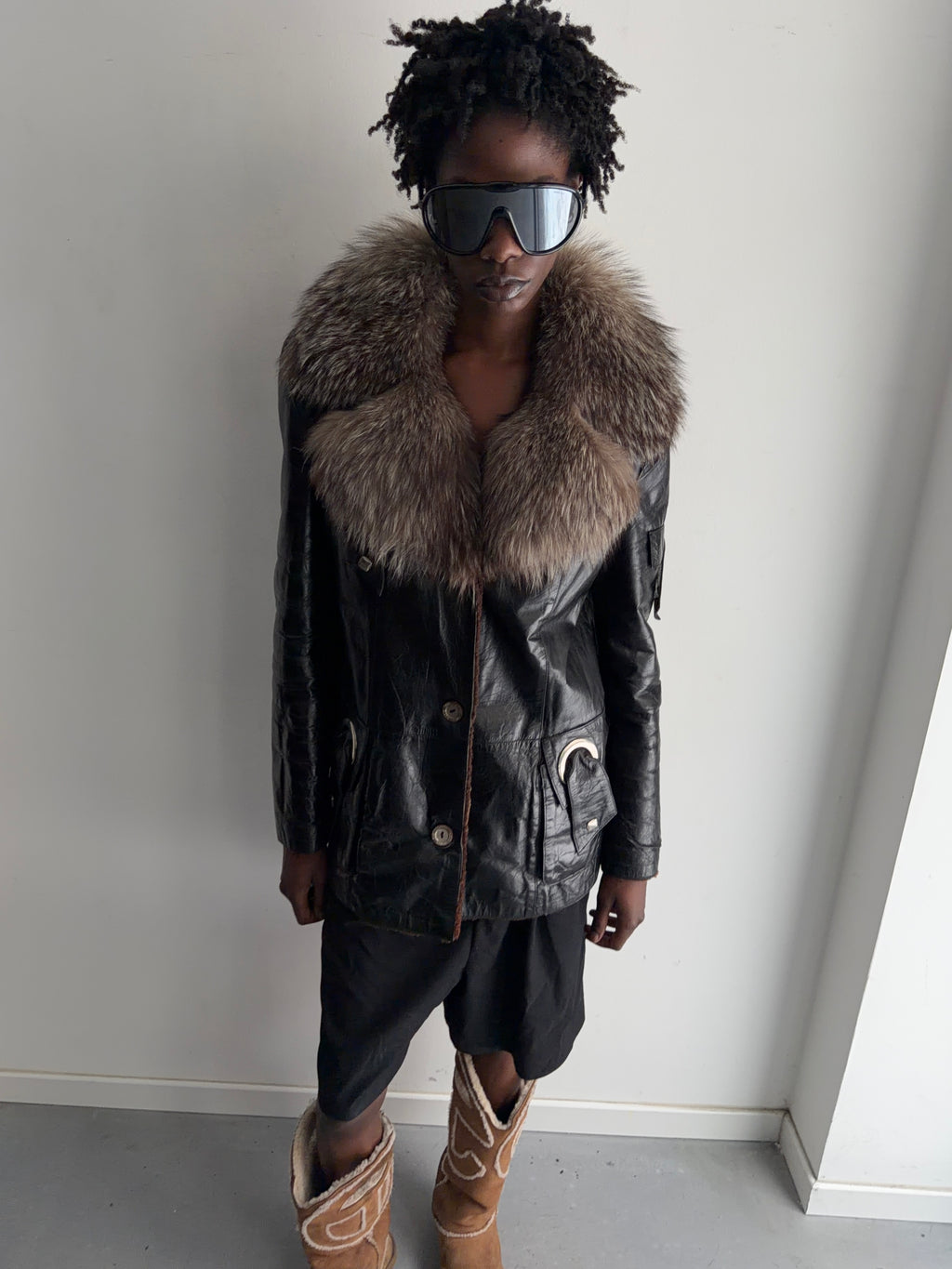 Real leather jacket with real fur collar