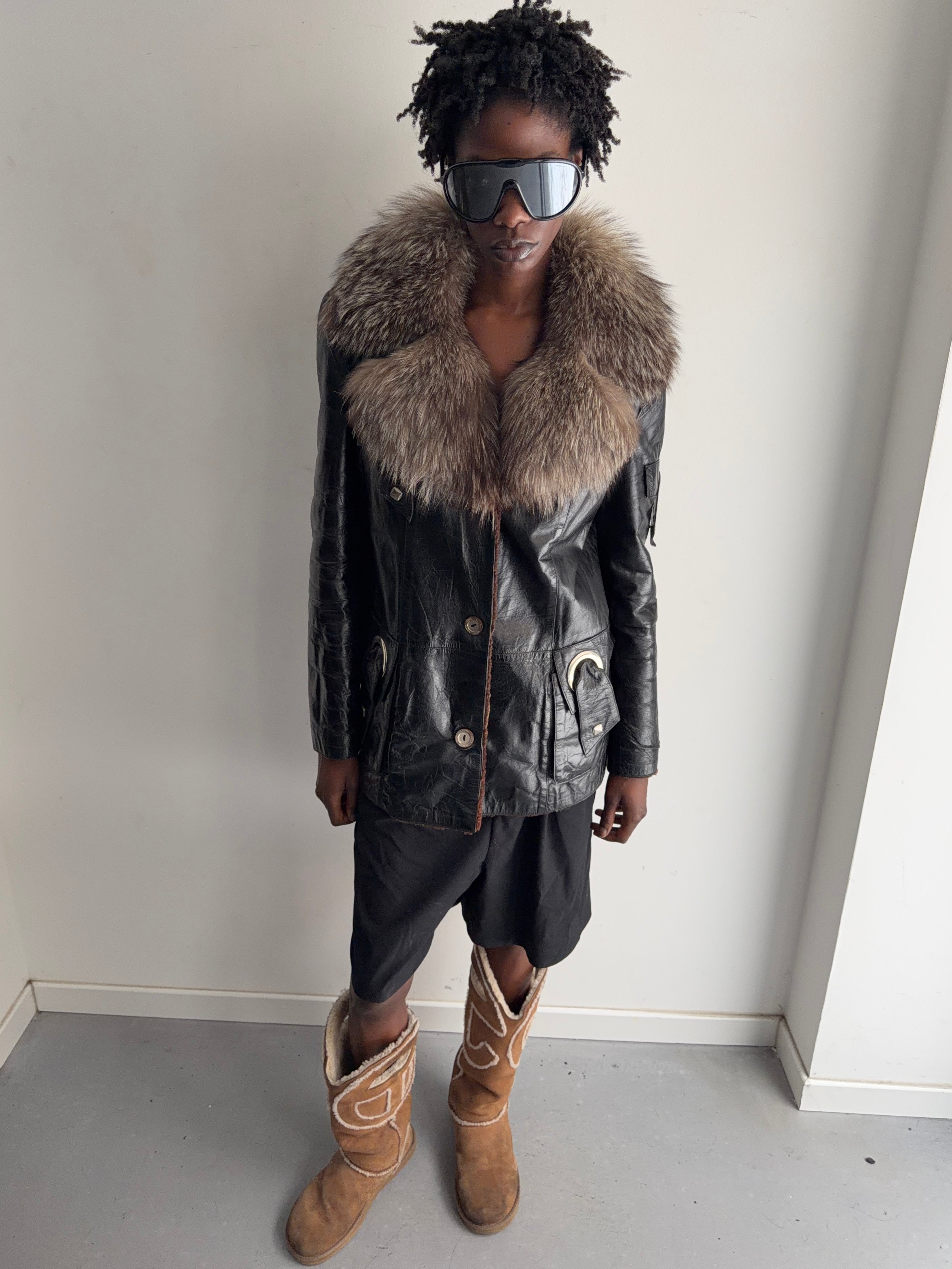 Real leather jacket with real fur collar