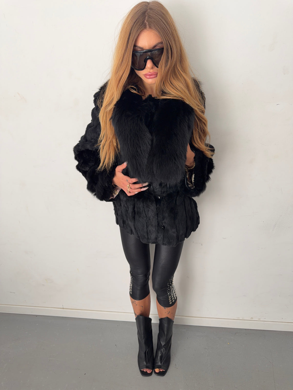 fur coat