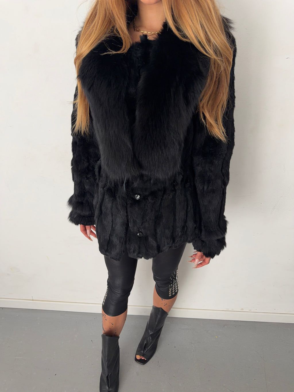 fur coat