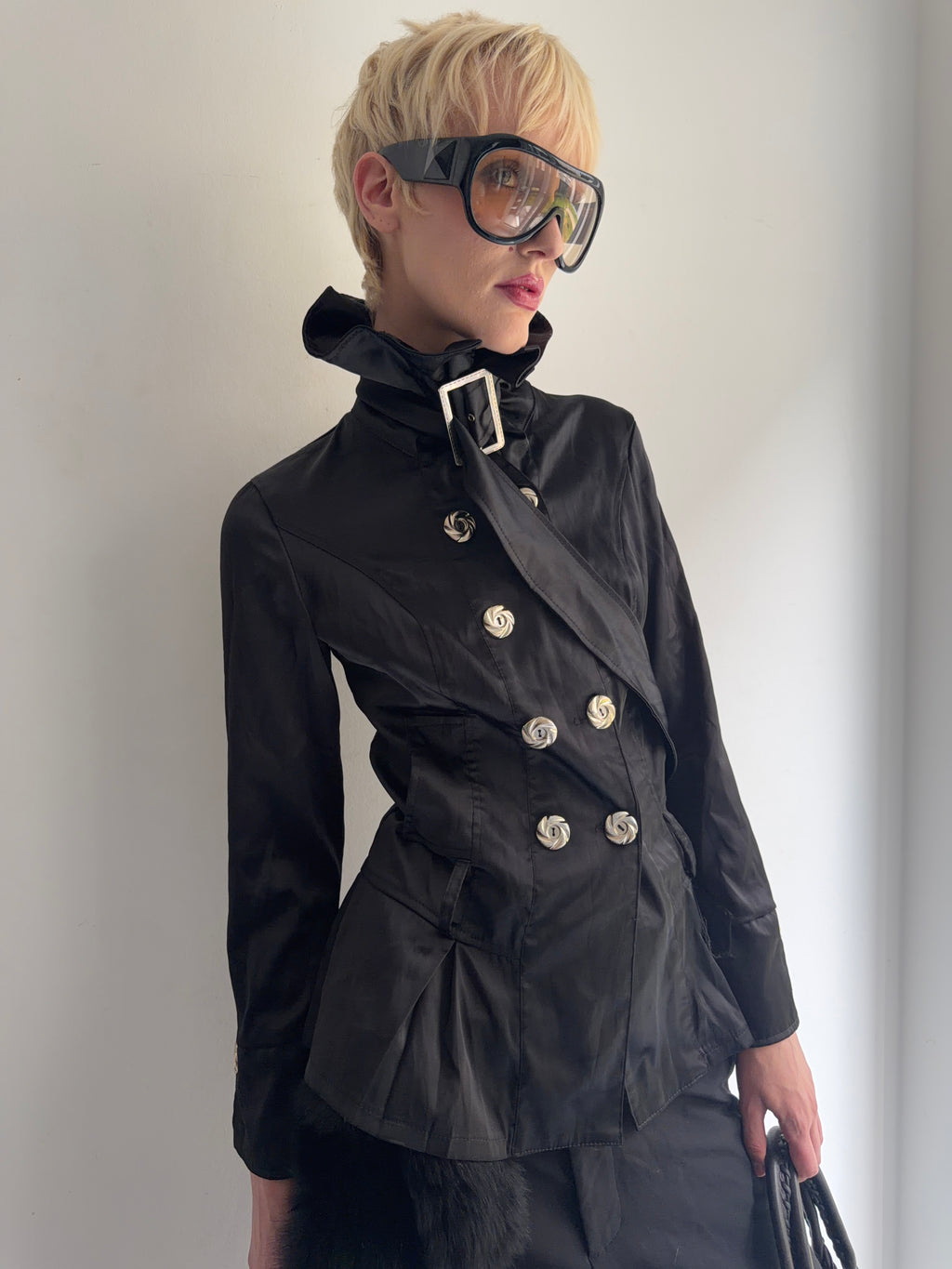 jacket with belt