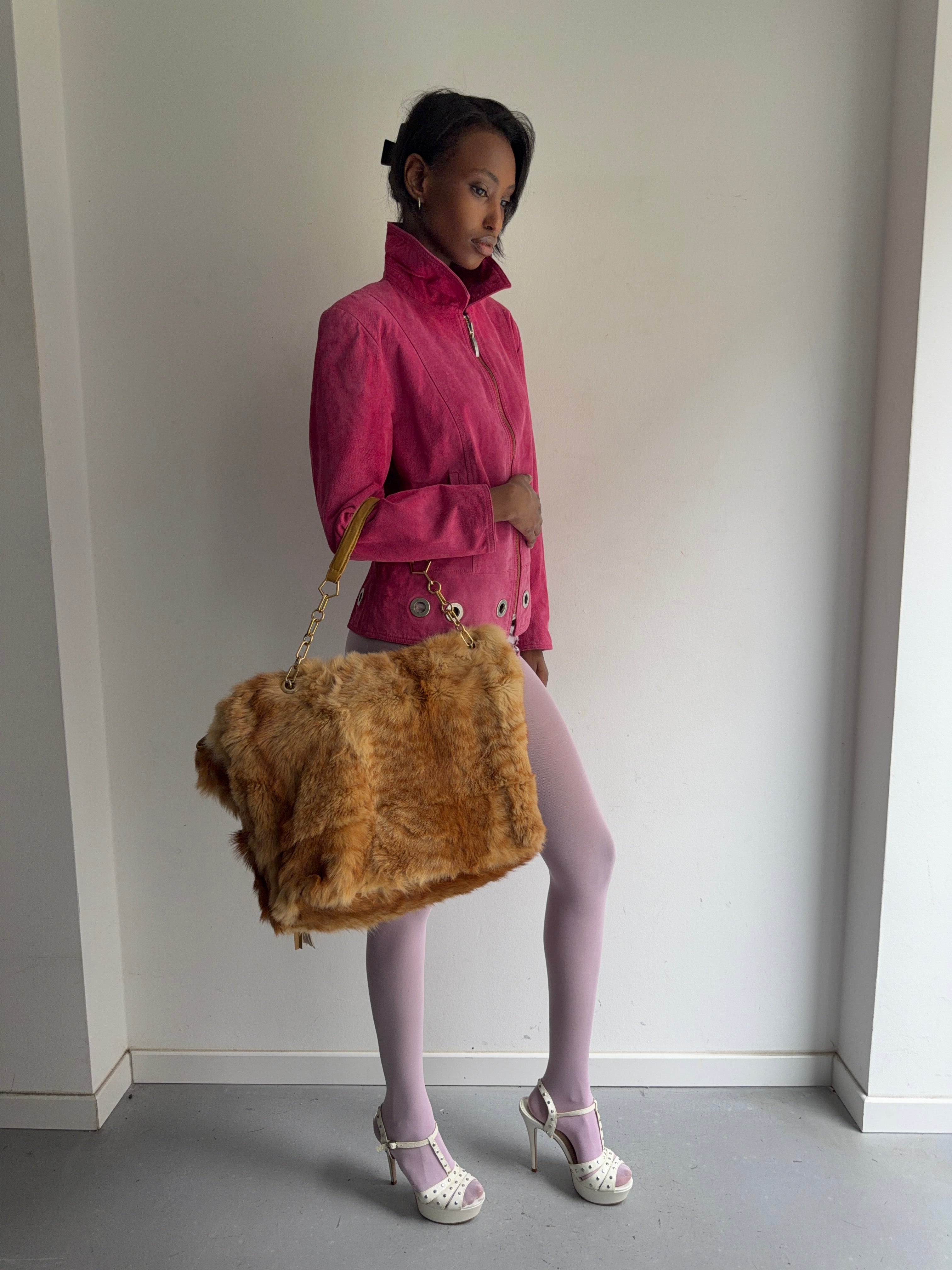 real fur bag( have one damage-dm)