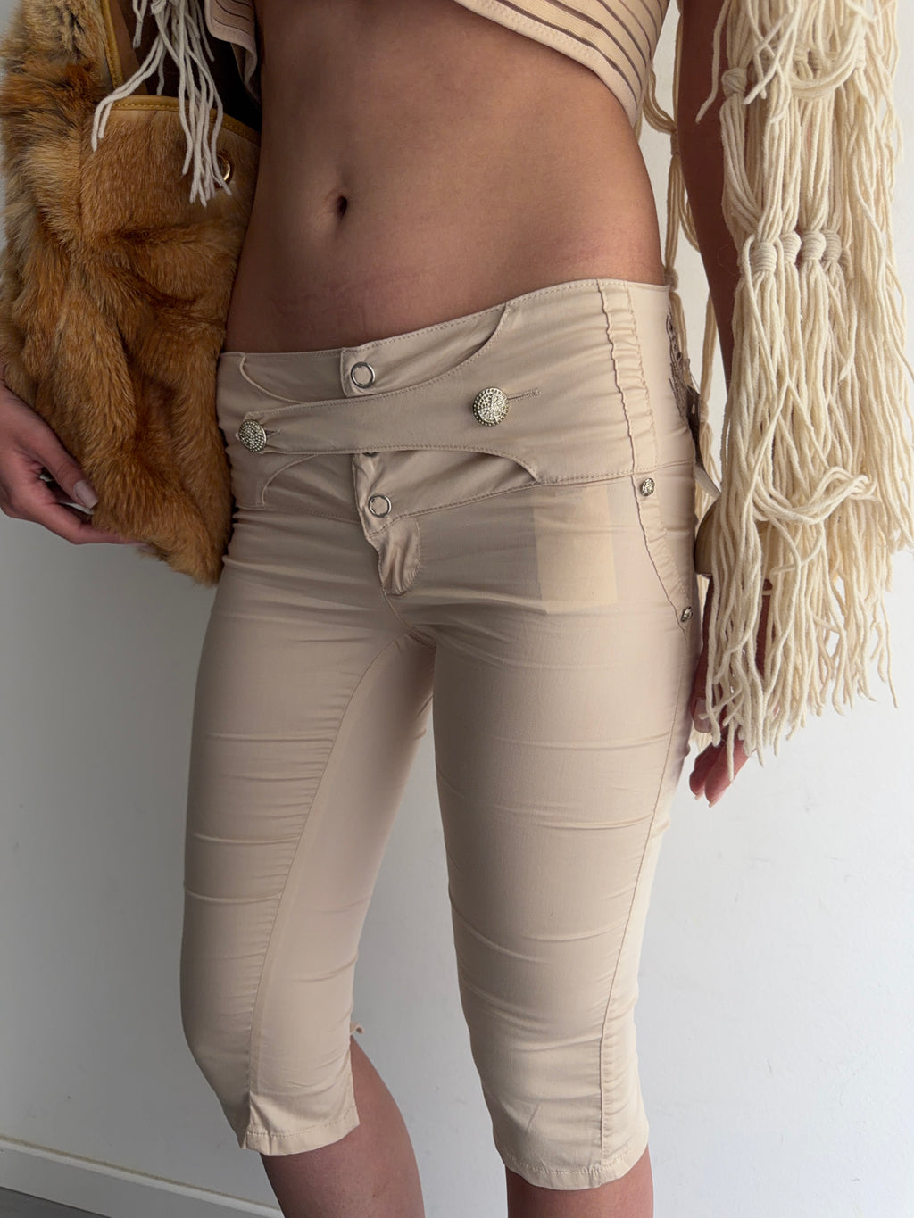 set(capris and top)