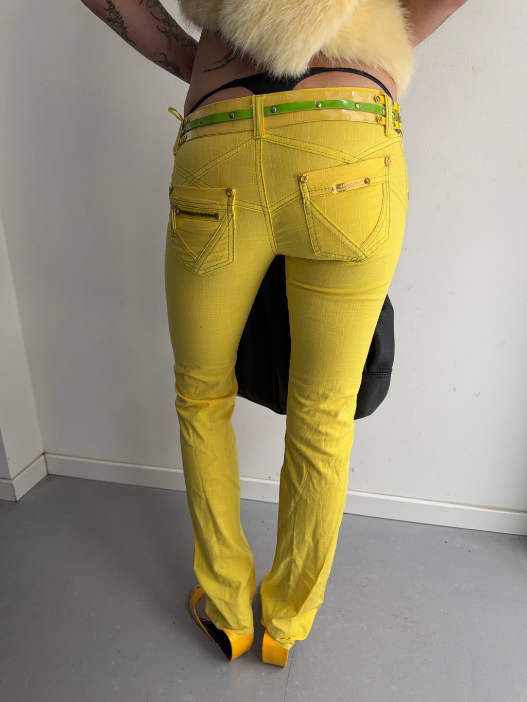 pants with belt