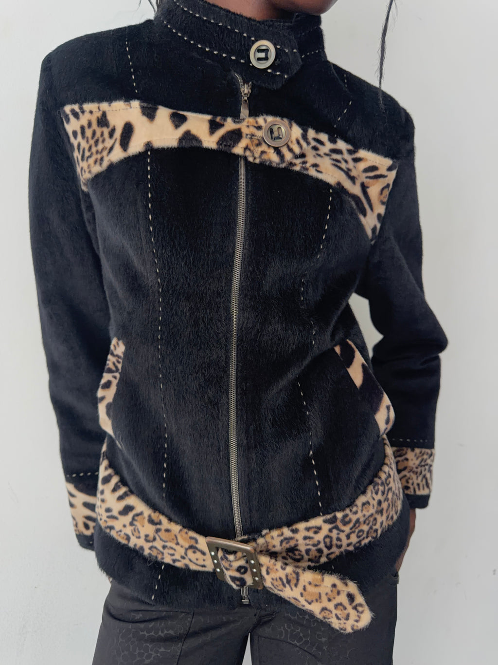 jacket (s)