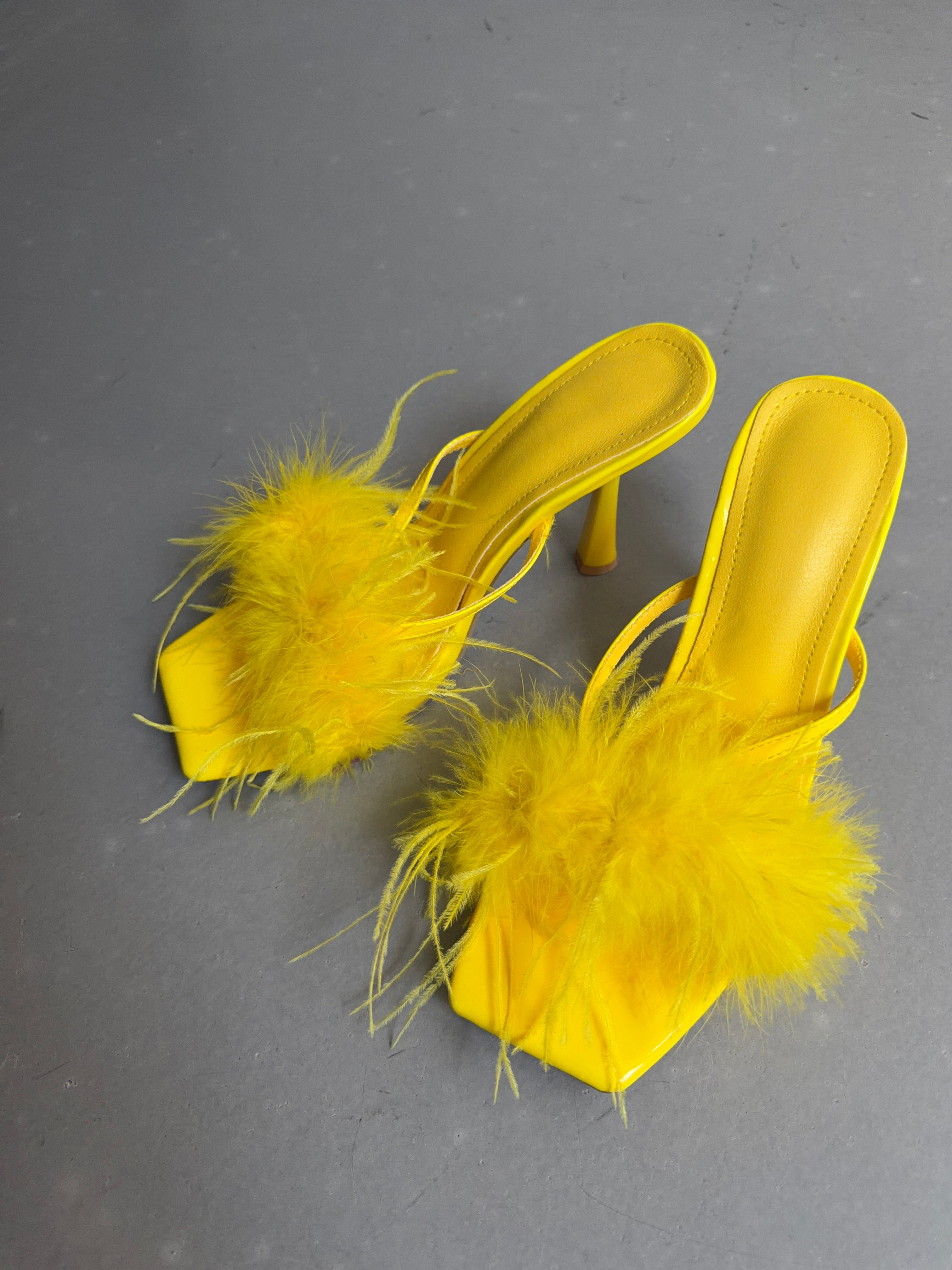 heels (41 size)