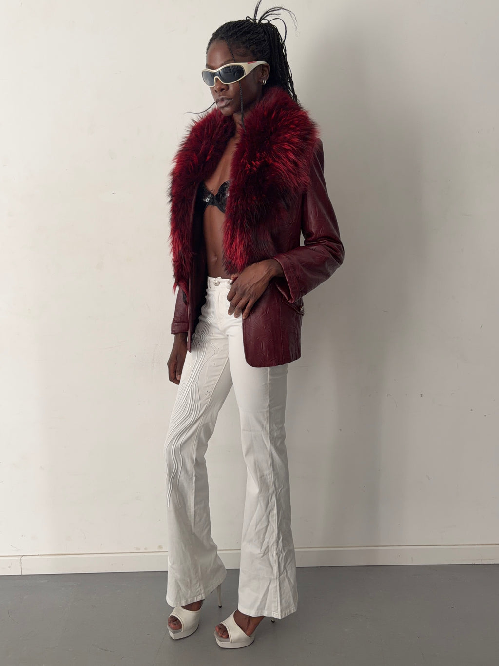 real leahter jacket with real fur collars and lining (M)