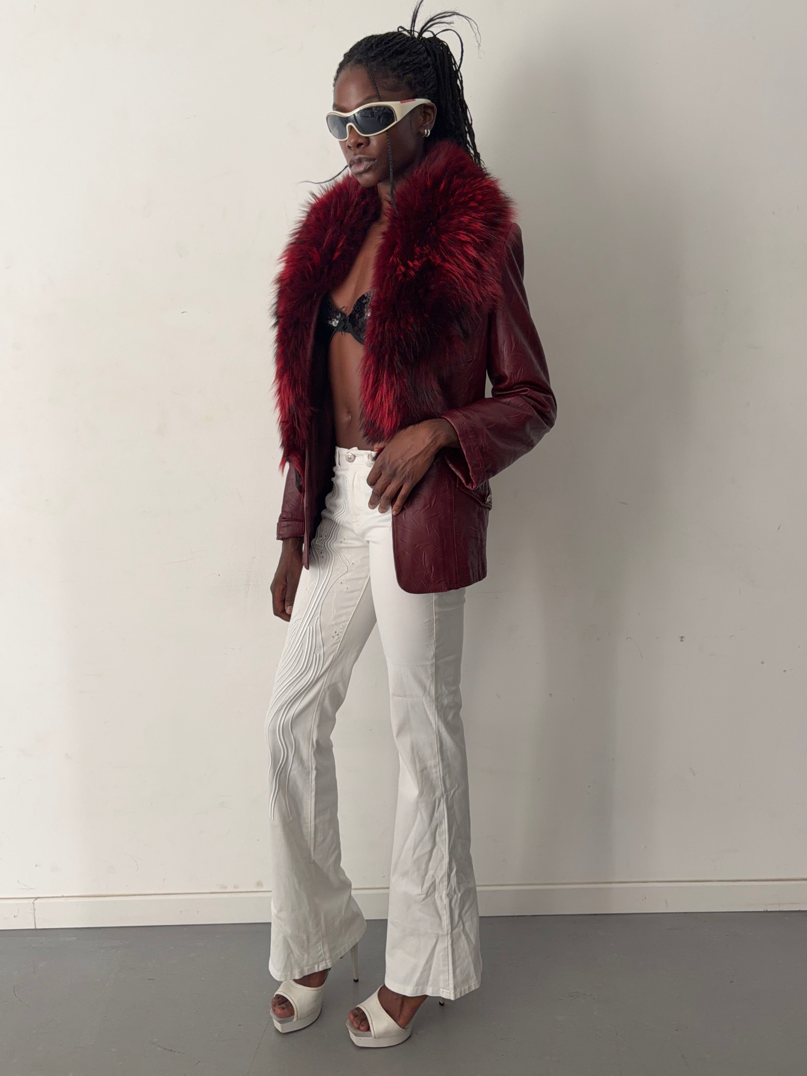 real leahter jacket with real fur collars and lining (M)