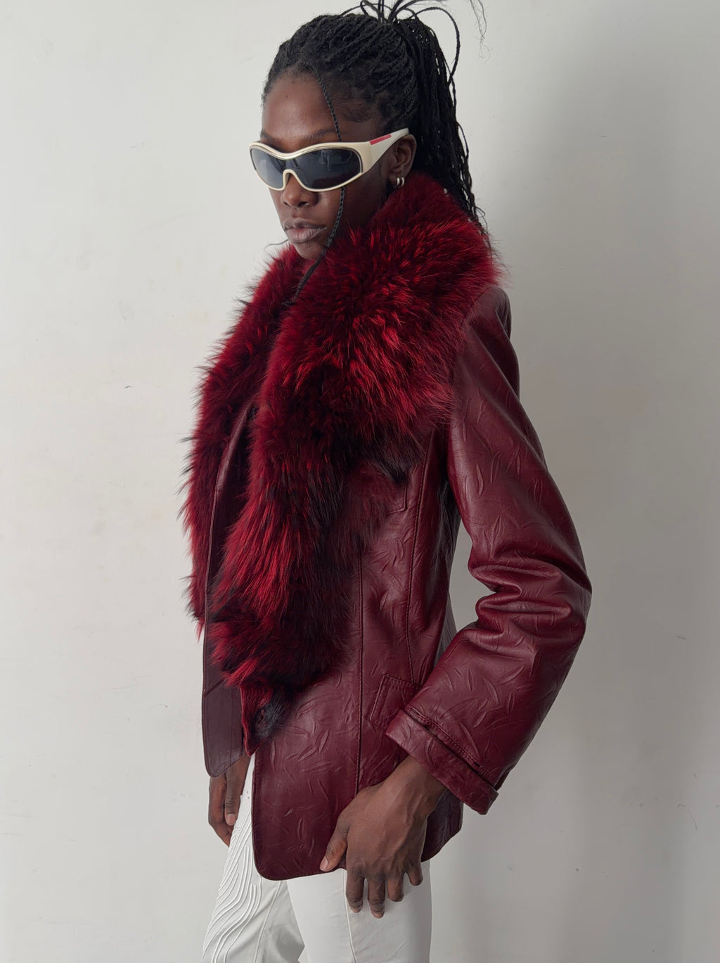 real leahter jacket with real fur collars and lining (M)