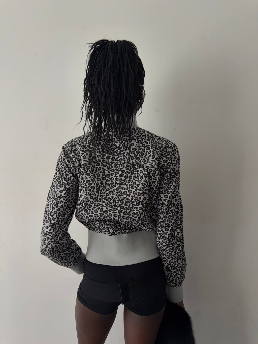 leo jacket (s)