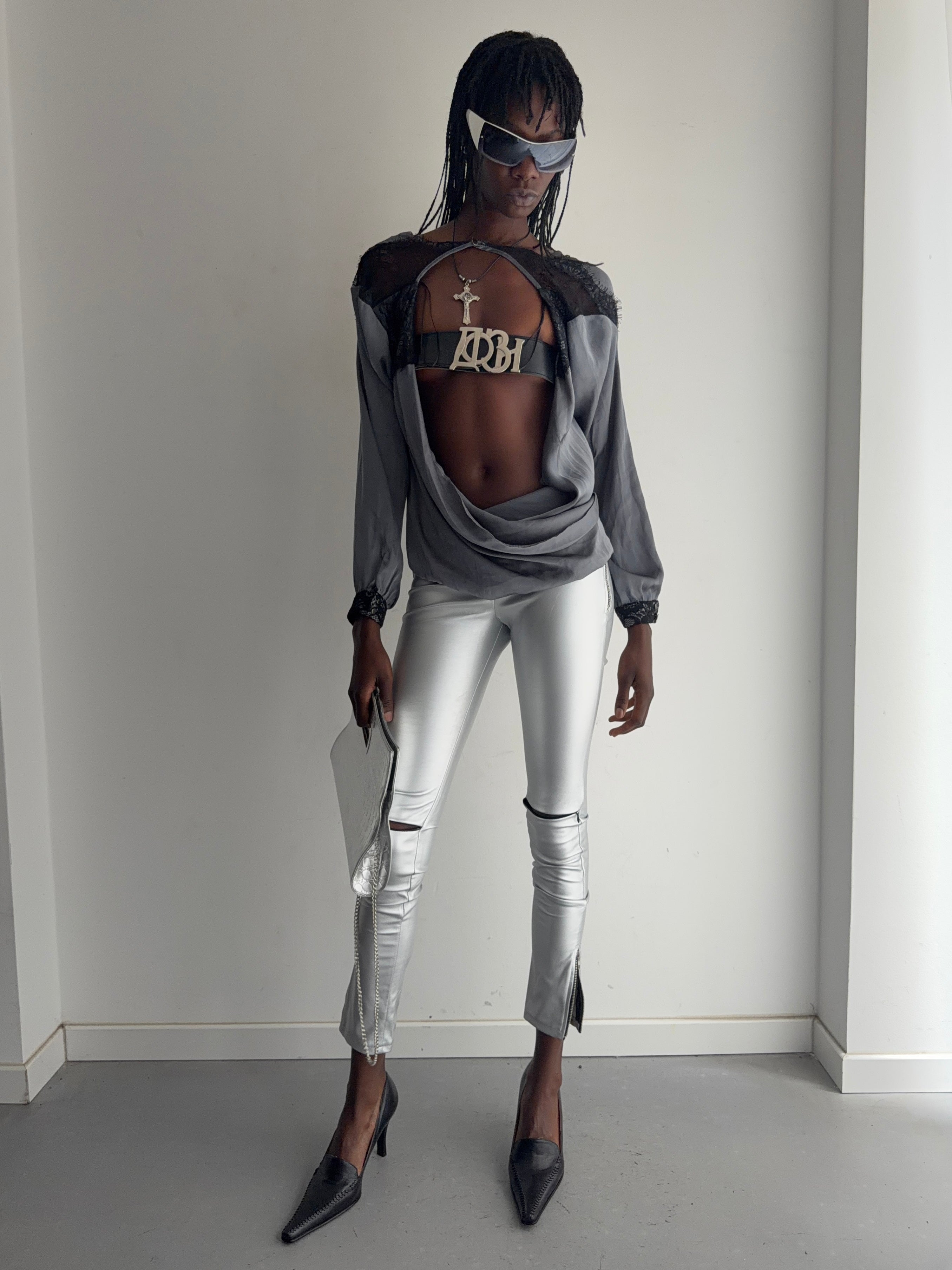 blouse